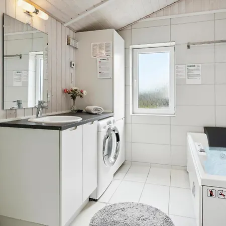 2 Bedroom Stunning Home In Sydals Holiday home *