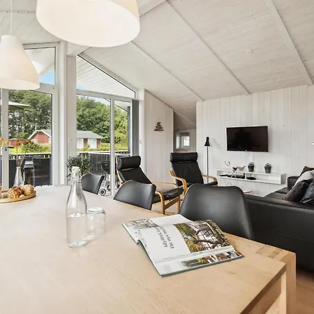 2 Bedroom Stunning Home In Sydals Sarup